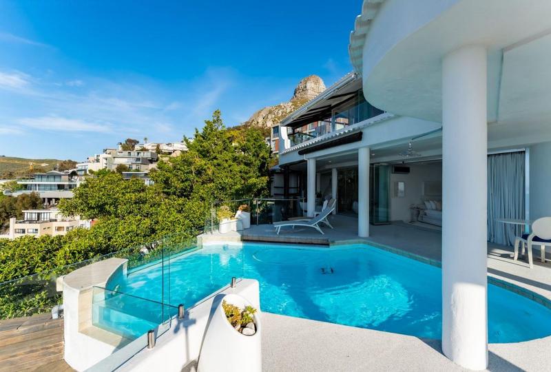 6 Bedroom Property for Sale in Bantry Bay Western Cape